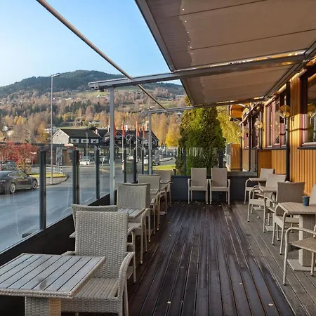 Solstad Gjestegard Hotel 3*