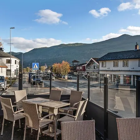 Solstad Gjestegard Hotel 3*